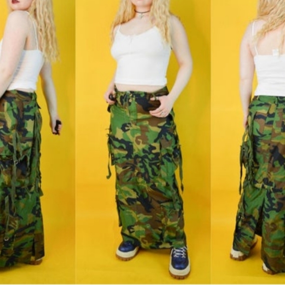 Vintage Y2K Camo Camouflage Army Cargo Pocket Maxi Skirt S M - Picture 1 of 6